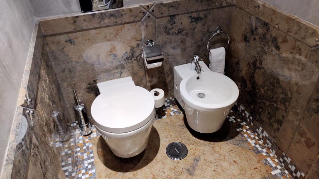 Grand Real Villa Italia Cascais Zimmer Bad Toilette