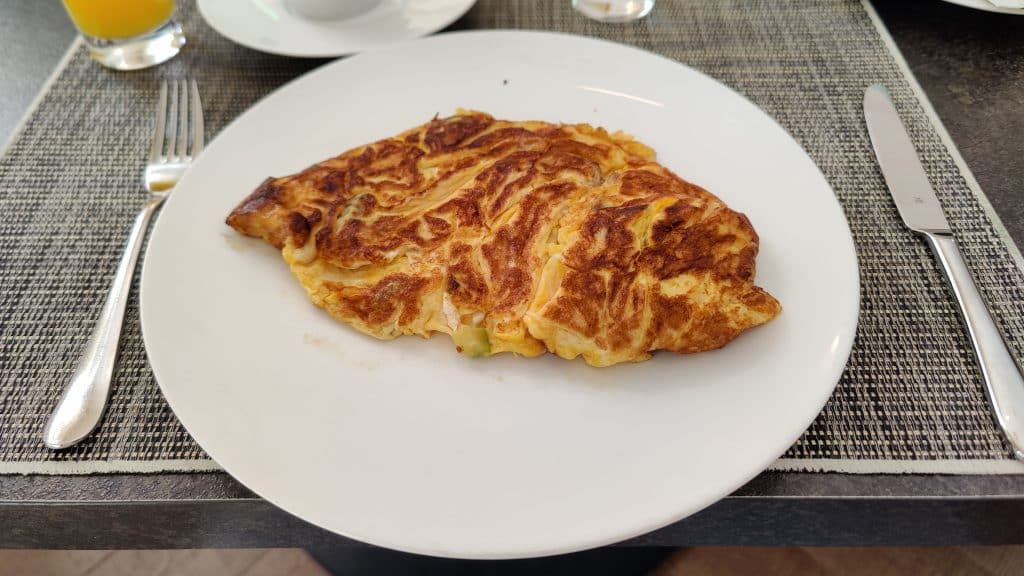Hilton Podgorica Fruehstueck Omelette
