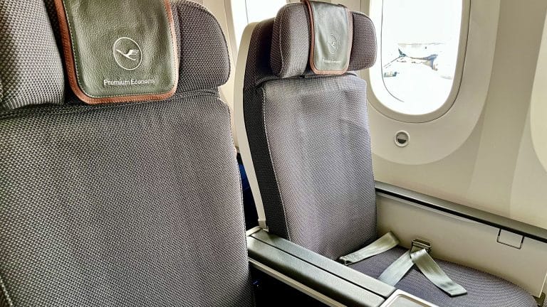 Review Lufthansa Premium Economy Boeing 787 9