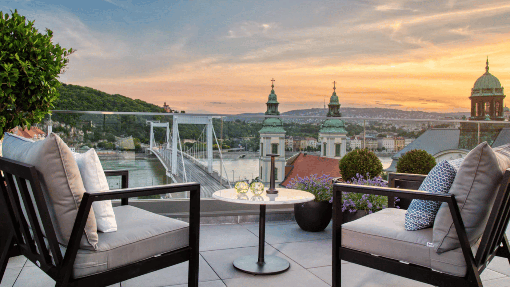 Matild Palace Budapest Marriott Hotel The Duchess Terrasse