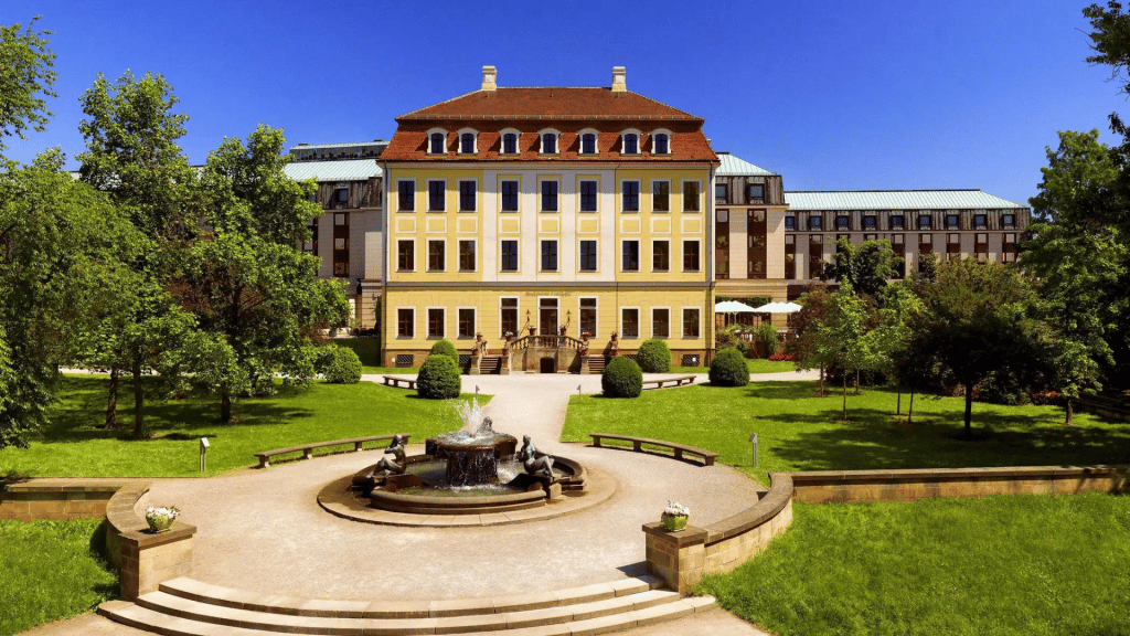 Bilderberg Bellevue Hotel Dresden Aussenansicht