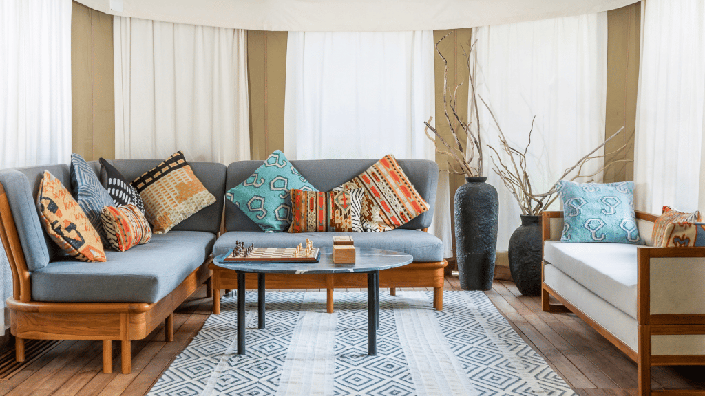 Fairmont Malediven Sirru Fen Fushi Beach Tented Villa Wohnbereich Sofa