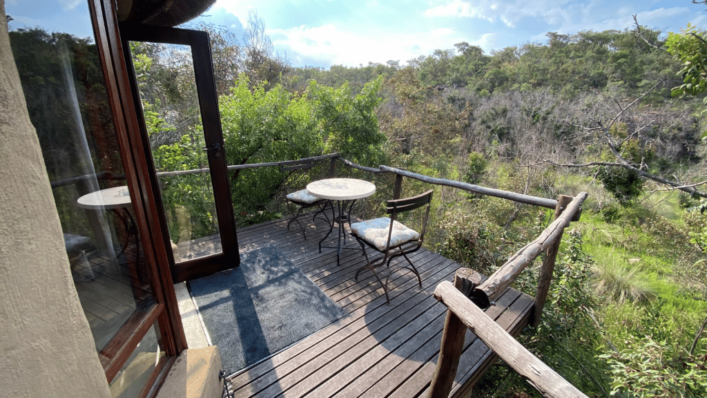 Shambala Game Reserve Zimmer Terrasse Ausblick