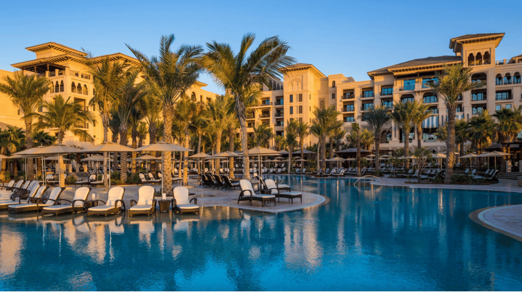 Four Seasons Dubai Jumeirah Beach Resort Pool