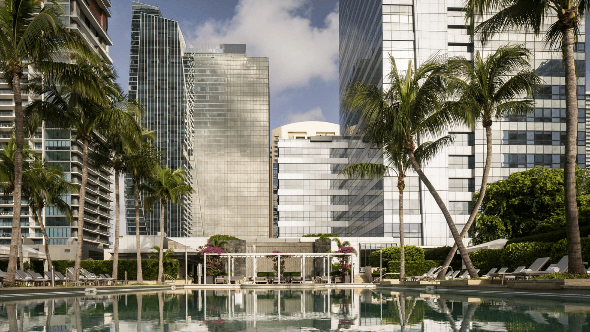 Four Seasons Miami Hotel Ansicht