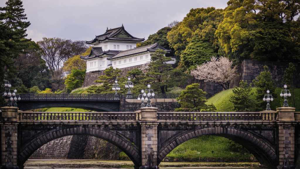 Four Seasons Privatjet Route Asia Unveiled Tokio