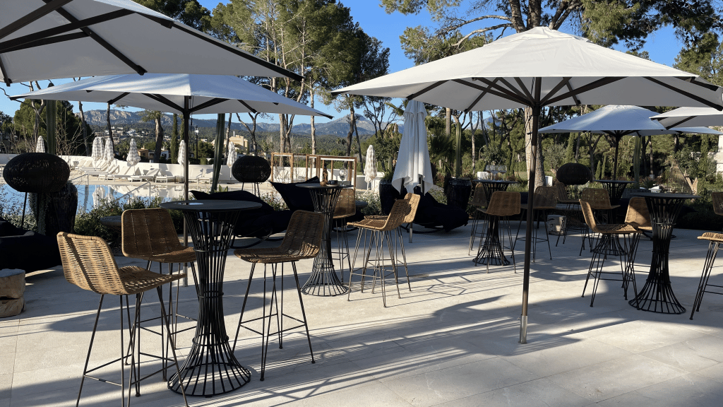 Kimpton Aysla Mallorca Outdoor Bar