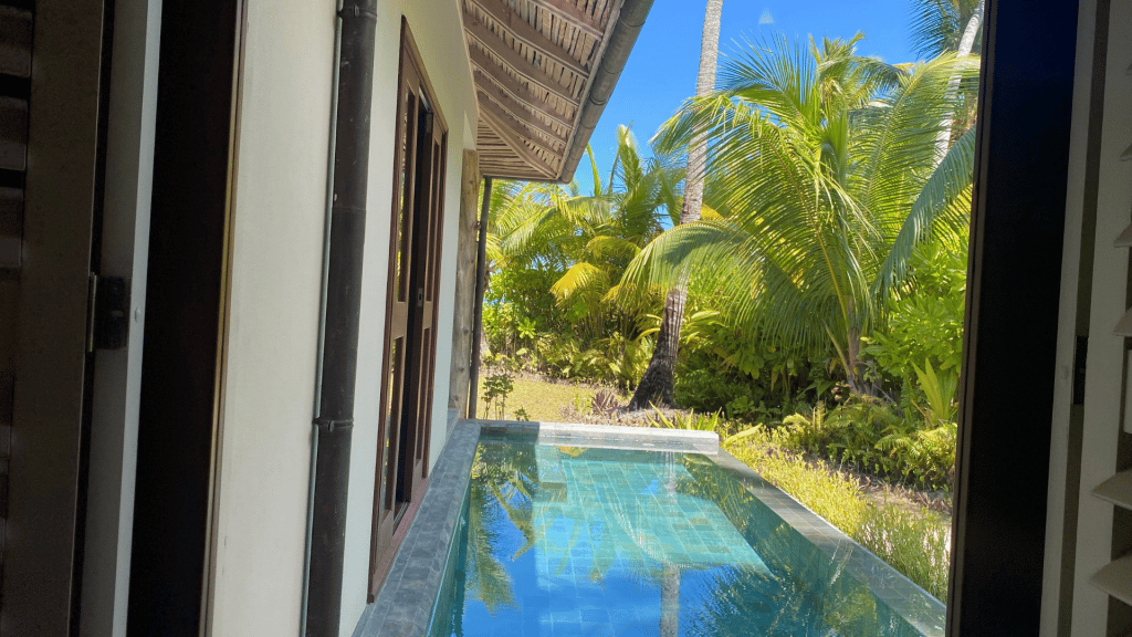 Four Seasons Resort Seychelles At Desroches Island Zimmer Pool 3
