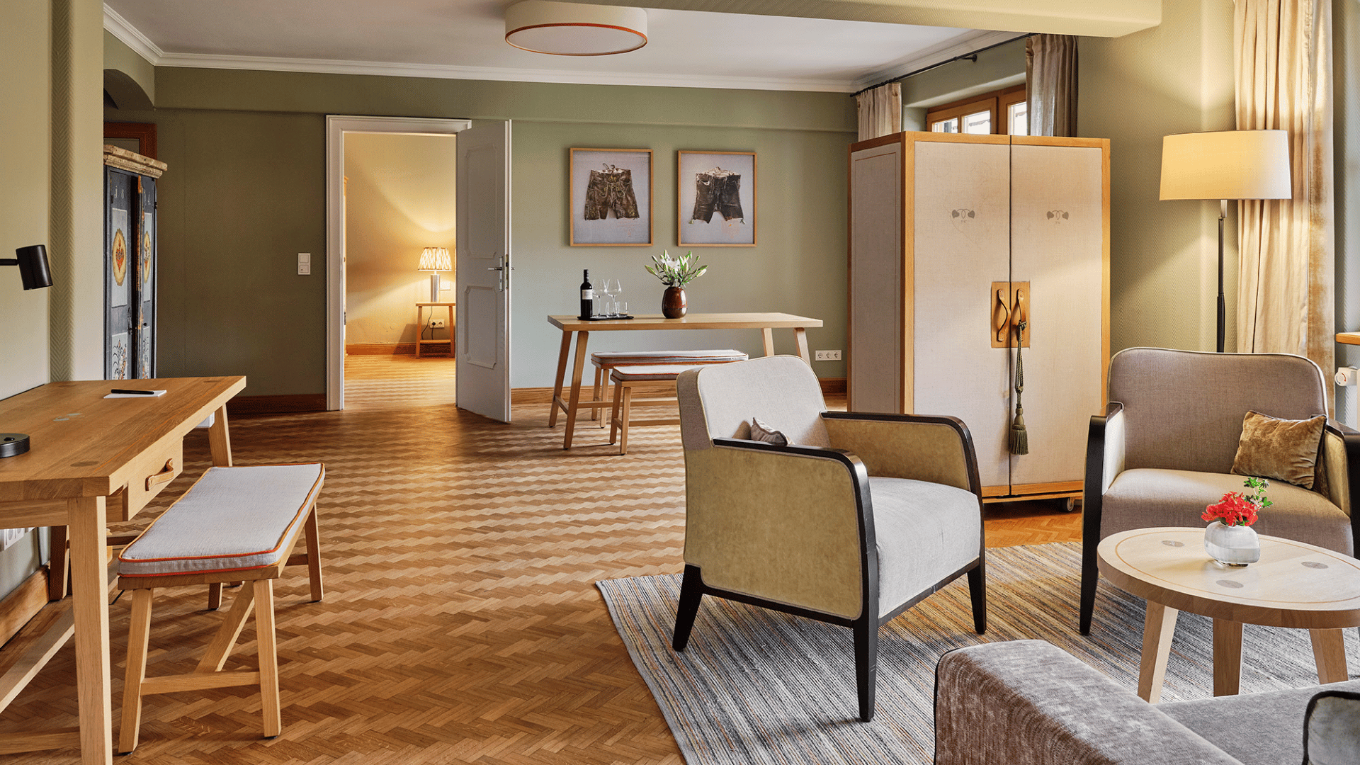 Hotel Bachmair Weissach Grand Suite Wohnzimmer