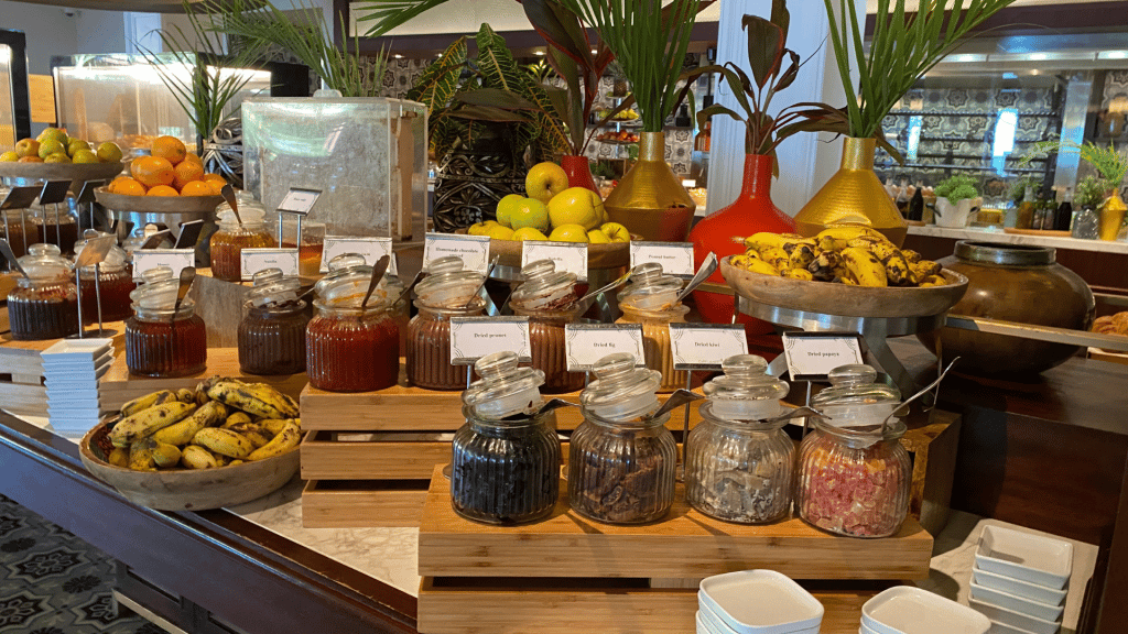 Kempinski Seychelles Fruehstuecksbuffet