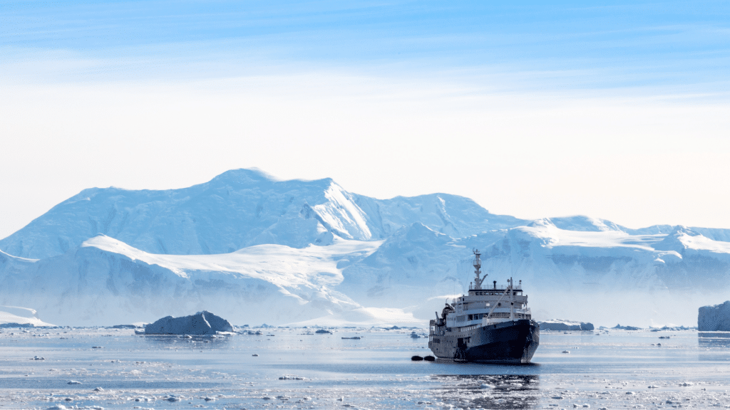 Kreuzfahrtschiff Antarktis Neko Bucht