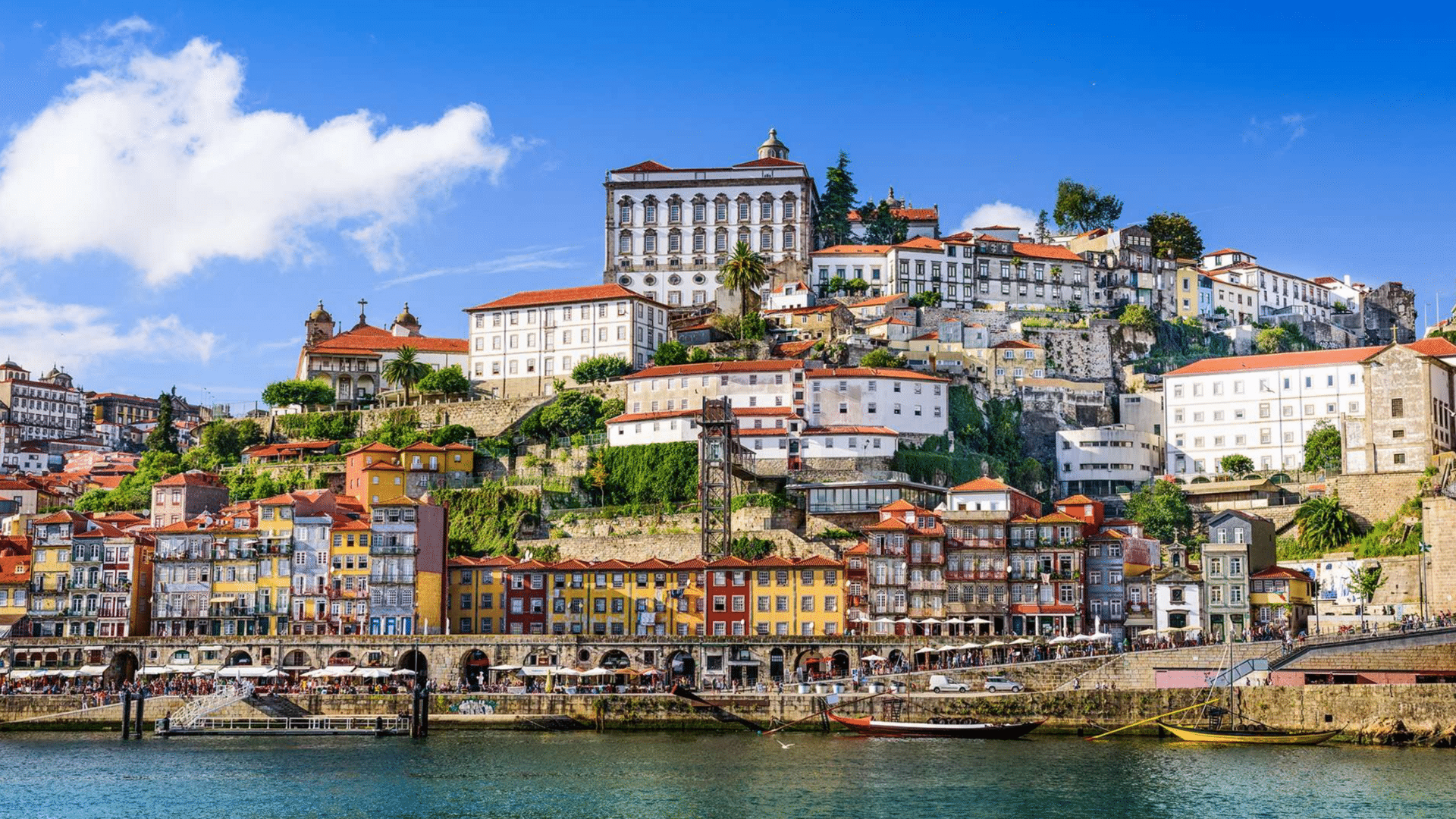 AIDAbella Route, Porto, Portugal
