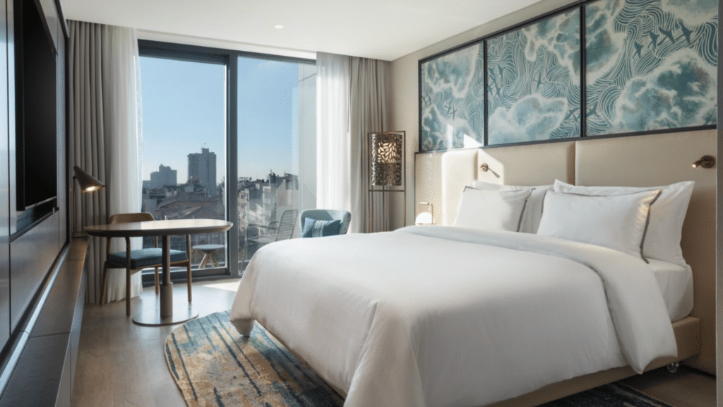 Marriott Westin Istanbul Nisantasi Deluxe Zimmer Balkon