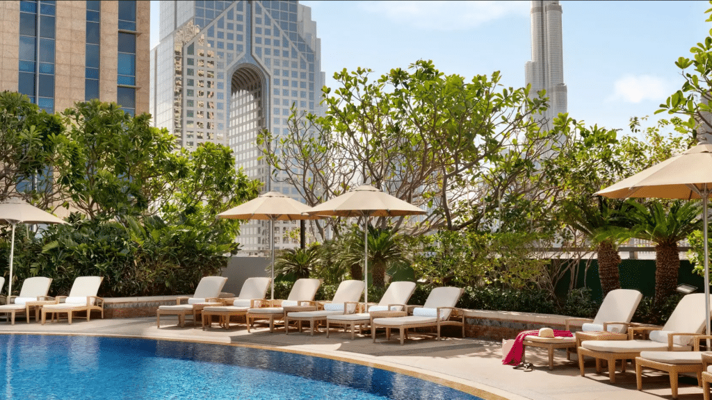 Shangri La Dubai Pool