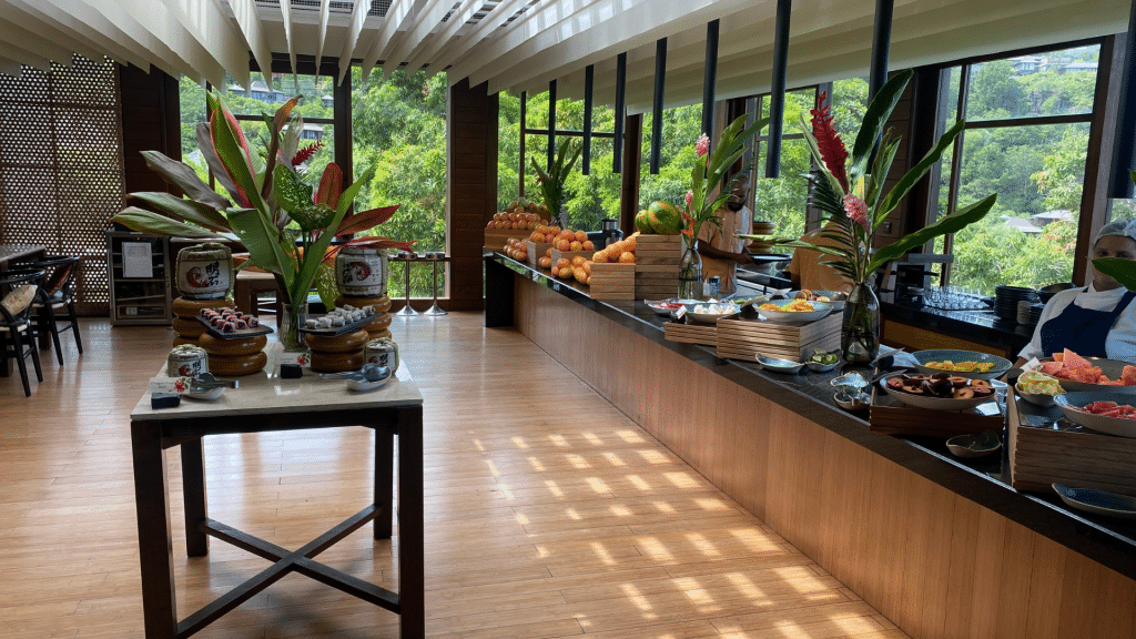 Four Seasons Seychelles Fruehstuecksbuffet