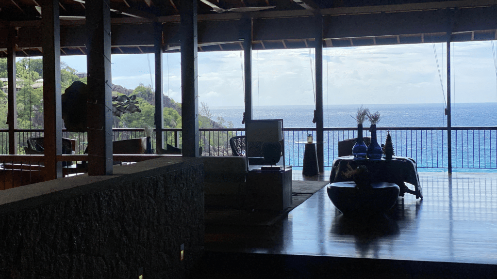 Four Seasons Seychelles Lobby
