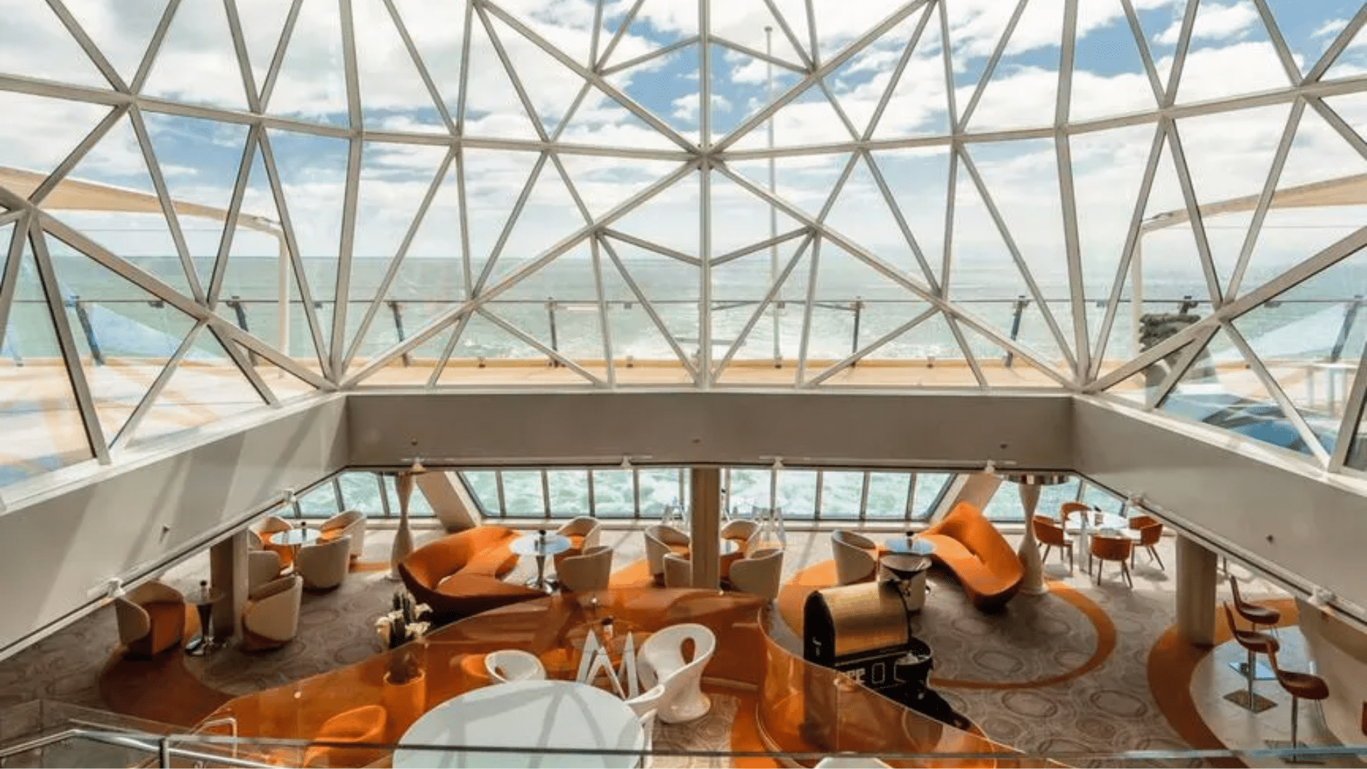 TUI Mein Schiff 3 Cafe Lounge