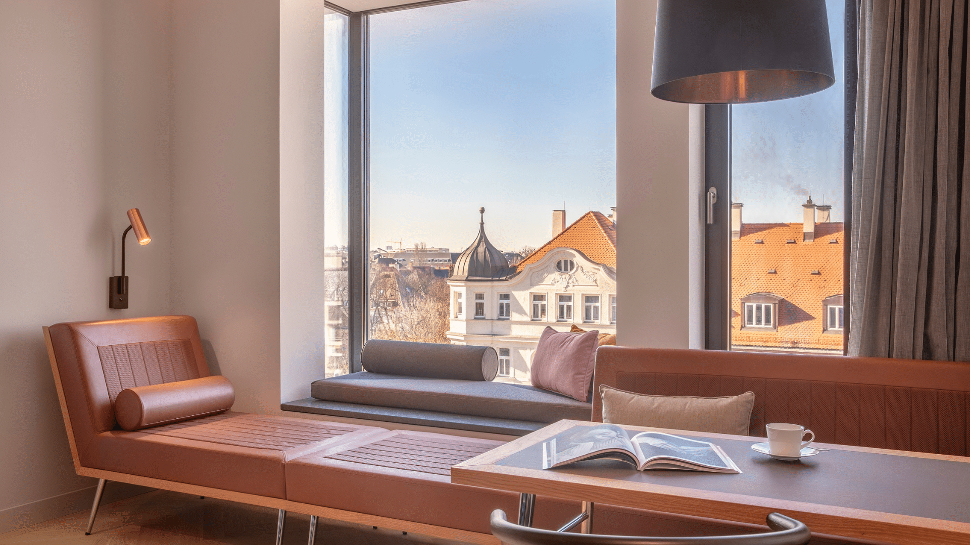 Andaz Muenchen Stadt Ausblick Wohnzimmer