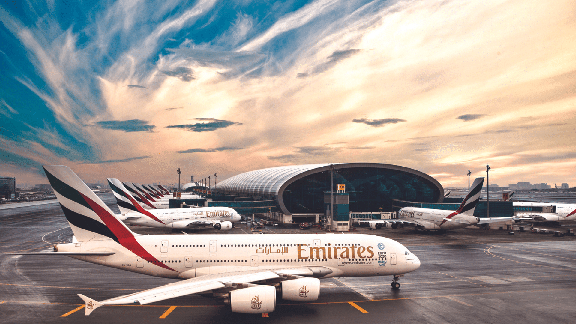 Emirates-bringt-Vintage-Schaumwein-in-die-Premium-Economy-Class
