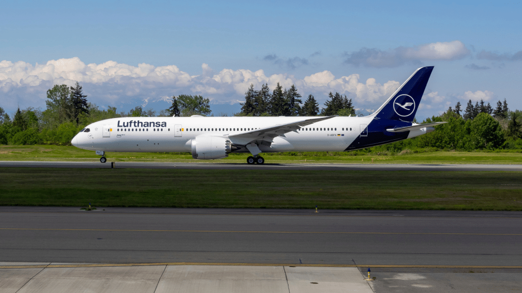Lufthansa Boeing 787 9