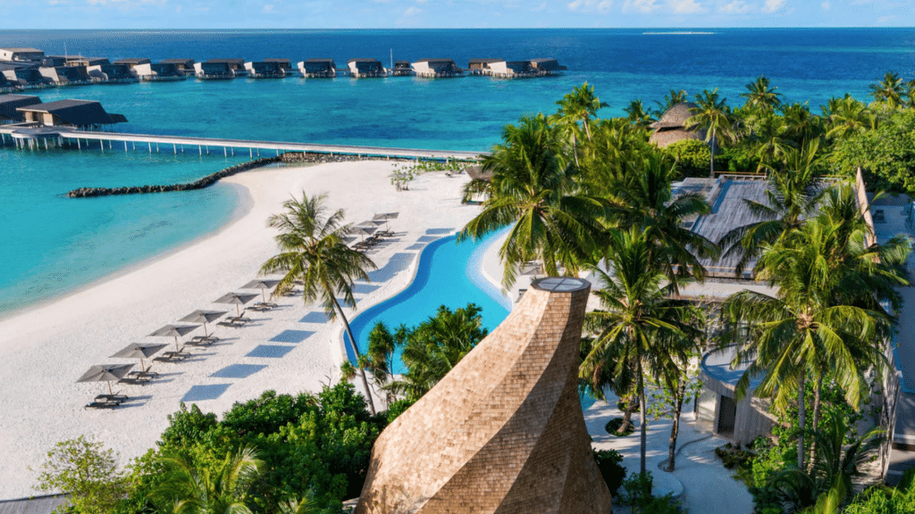 Marriott St. Regis Malediven Infinity Pool Strand