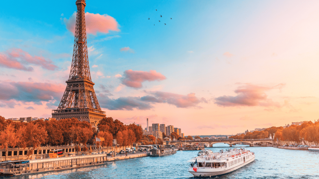 Bootsfahrt Auf Der Seine
