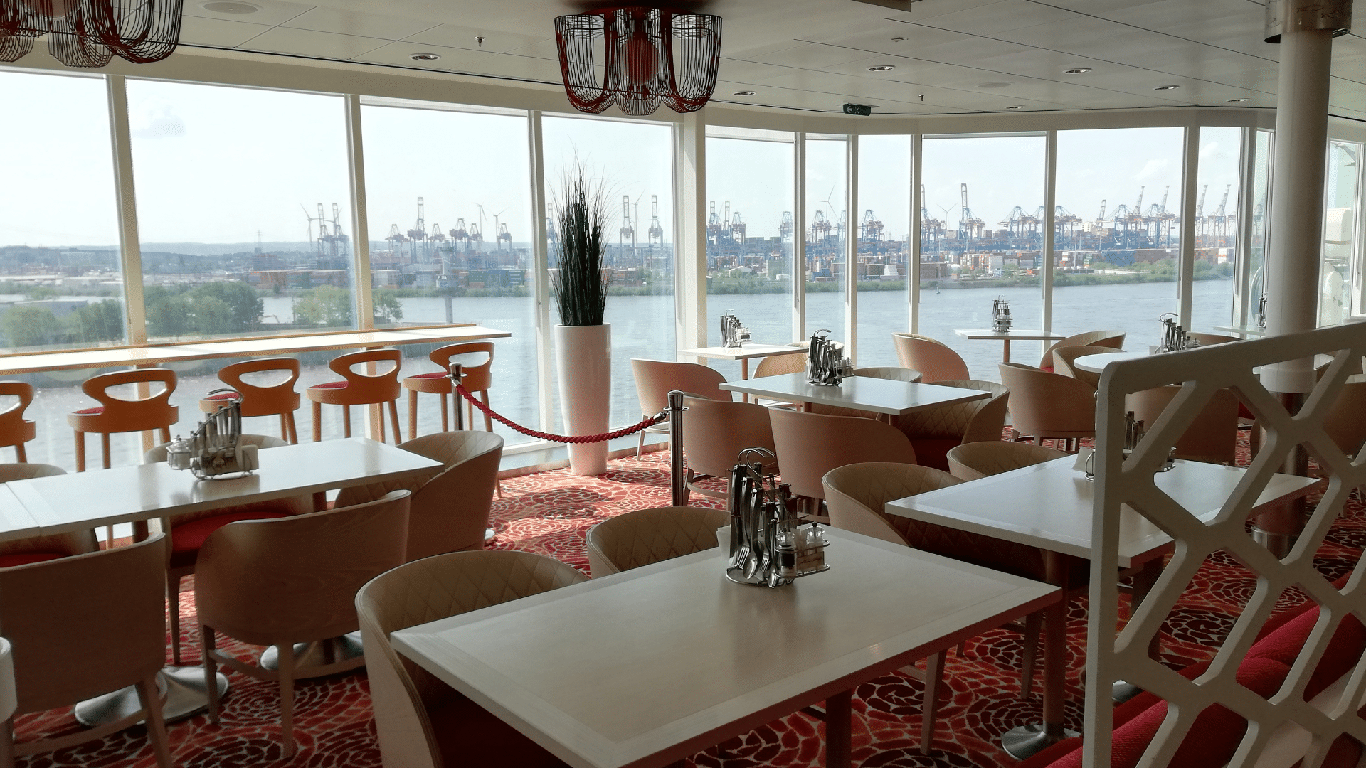 GOSCH Sylt an Bord der Mein Schiff 4