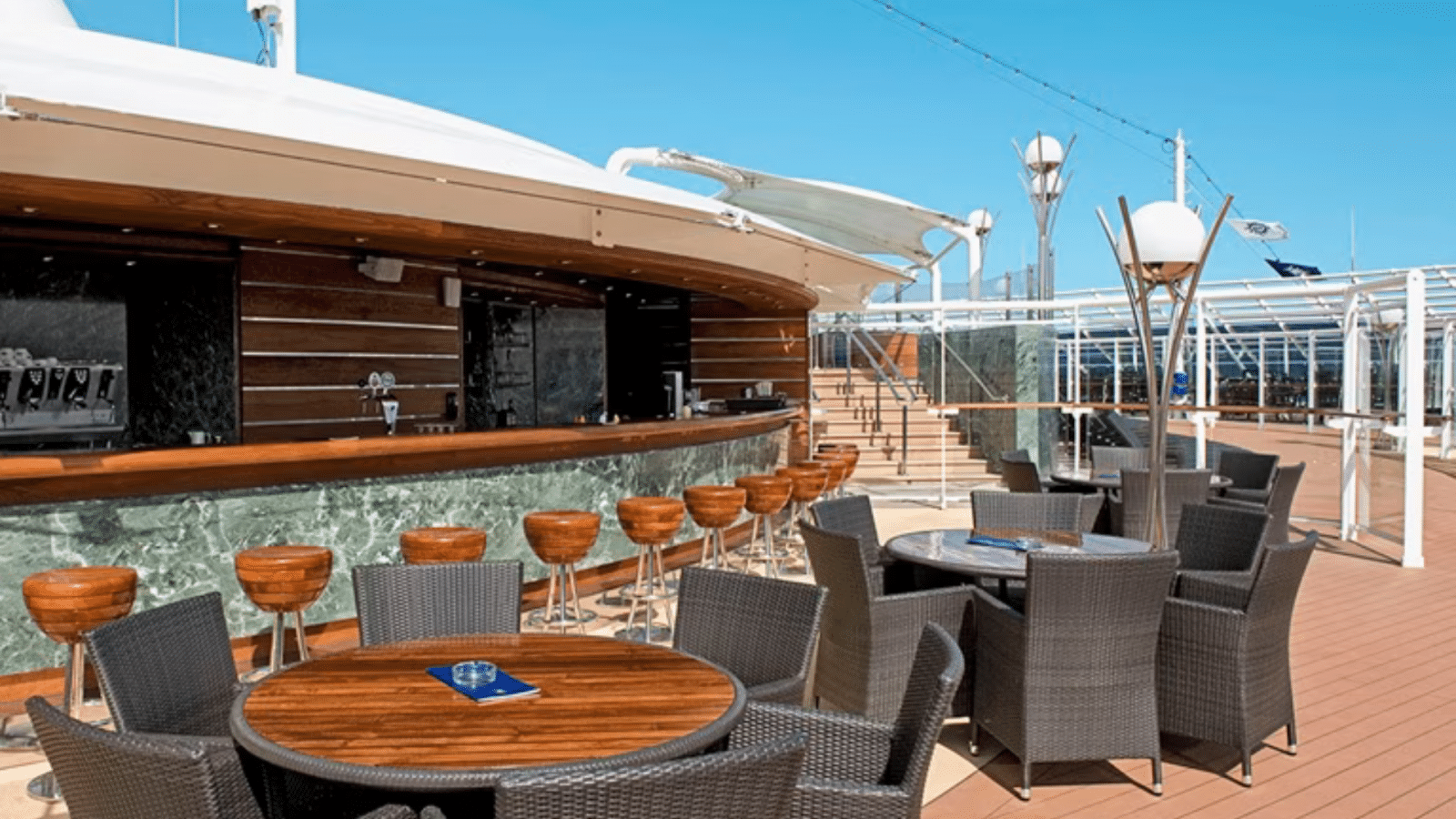 MSC Fantasia Alle Infos zum Schiff, Kabinen, Kulinarik & mehr 2024