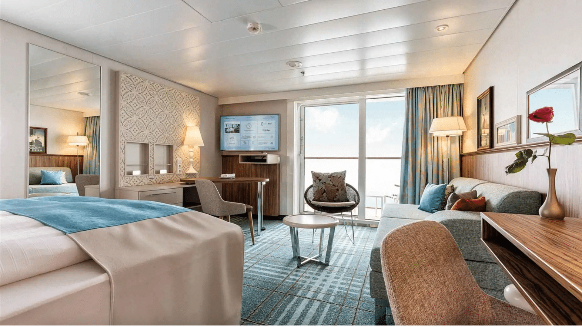 Junior Suite mit Balkon auf der Mein Schiff 3