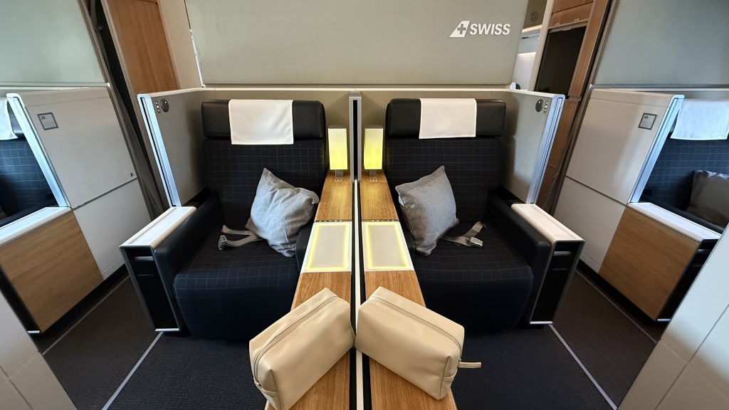 Swiss FIrst Class Boeing 777 Doppelsuite