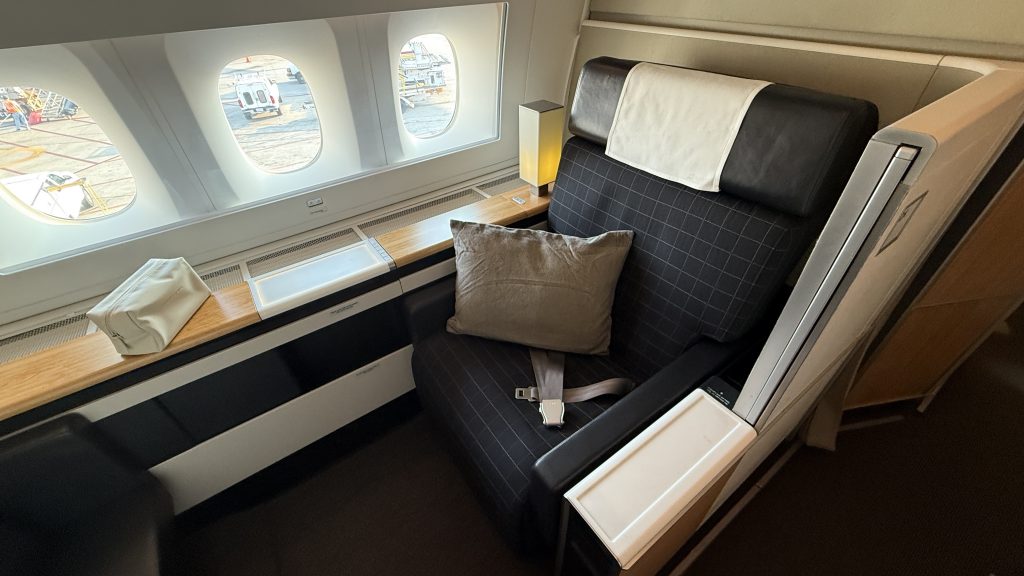 Swiss First Class Boeing 777 Fenstersitz