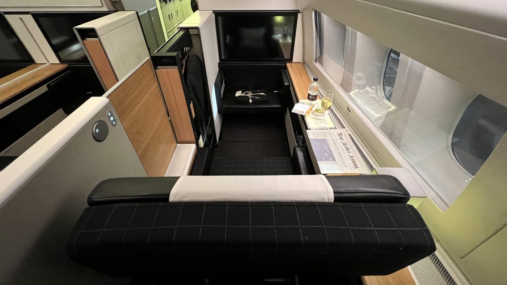 Swiss First Class Boeing 777 Suite 2