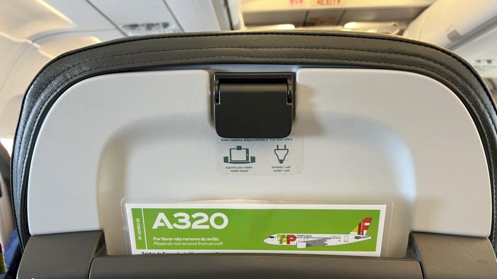 TAP Portugal Business Class Airbus A321 Sitz Tablethalter