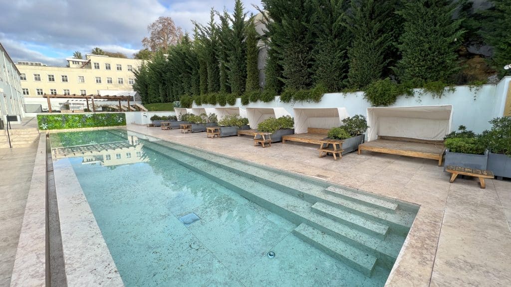 The One Palacio Da Anunciada Lissabon Pool 