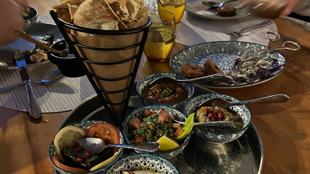 Anantara World Islands Dubai Resort Abendessen Vorspeise