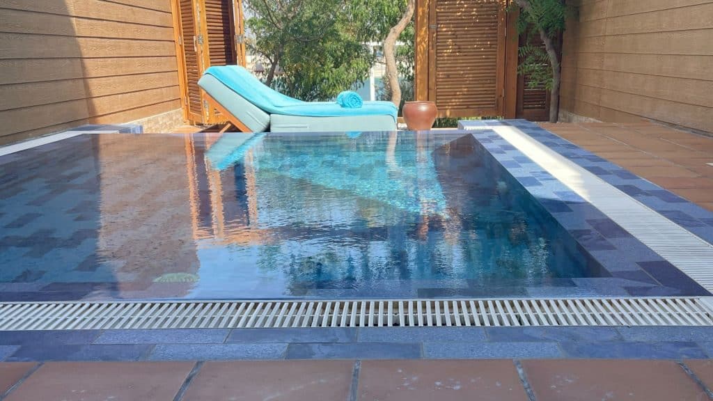 Anantara World Islands Dubai Resort Villa Pool