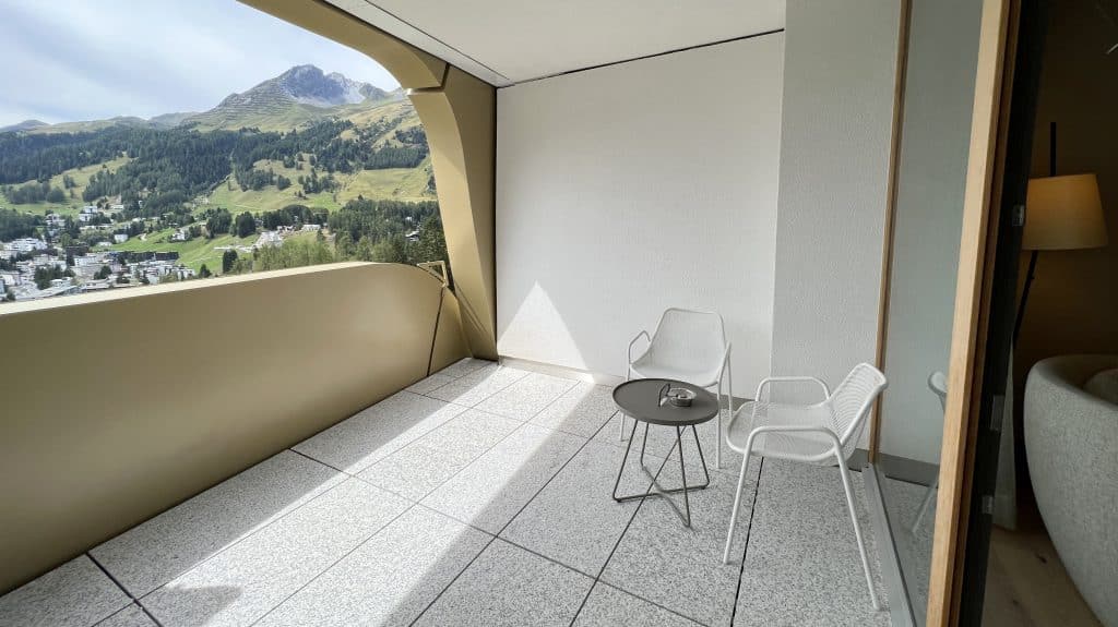 AlpenGold Davos Zimmer Terrasse