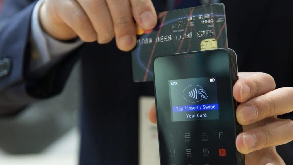 Debitkartensysteme ermöglichen den Zahlungsverkehr mit Debitkarten