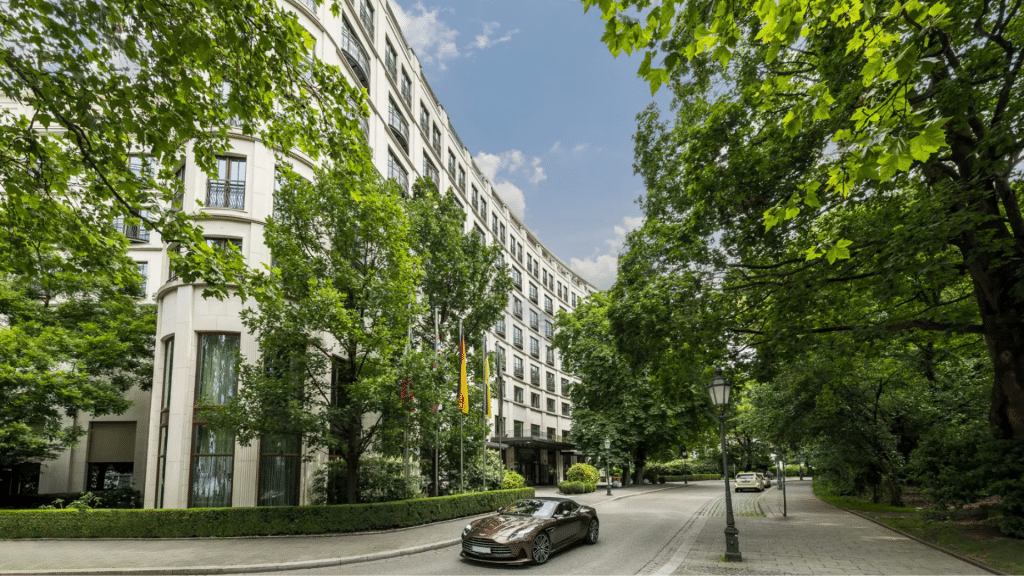 Rocco Forte The Charles Hotel Fassade