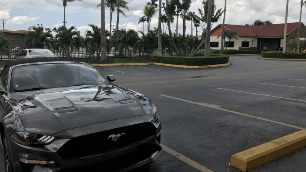 Alamo Mietwagen Mustang Cabrio Motel