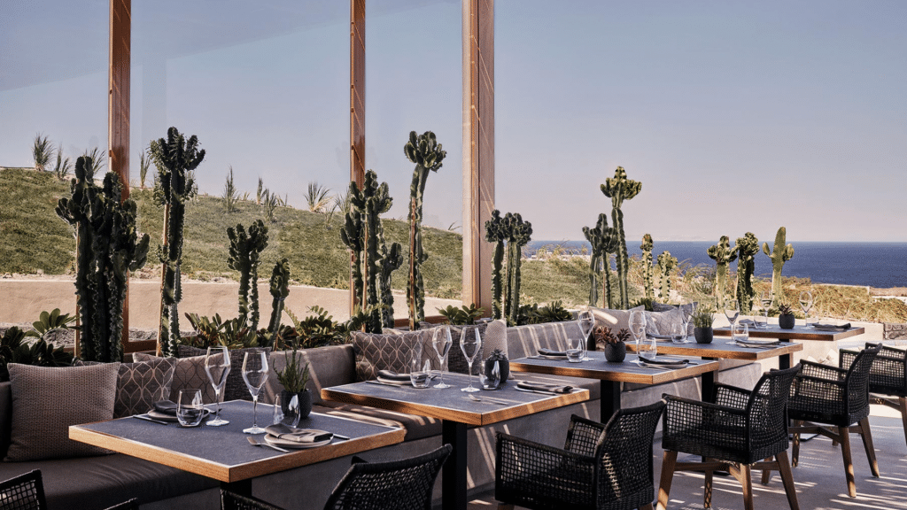 Magma Resort Santorini Restaurant Terrasse