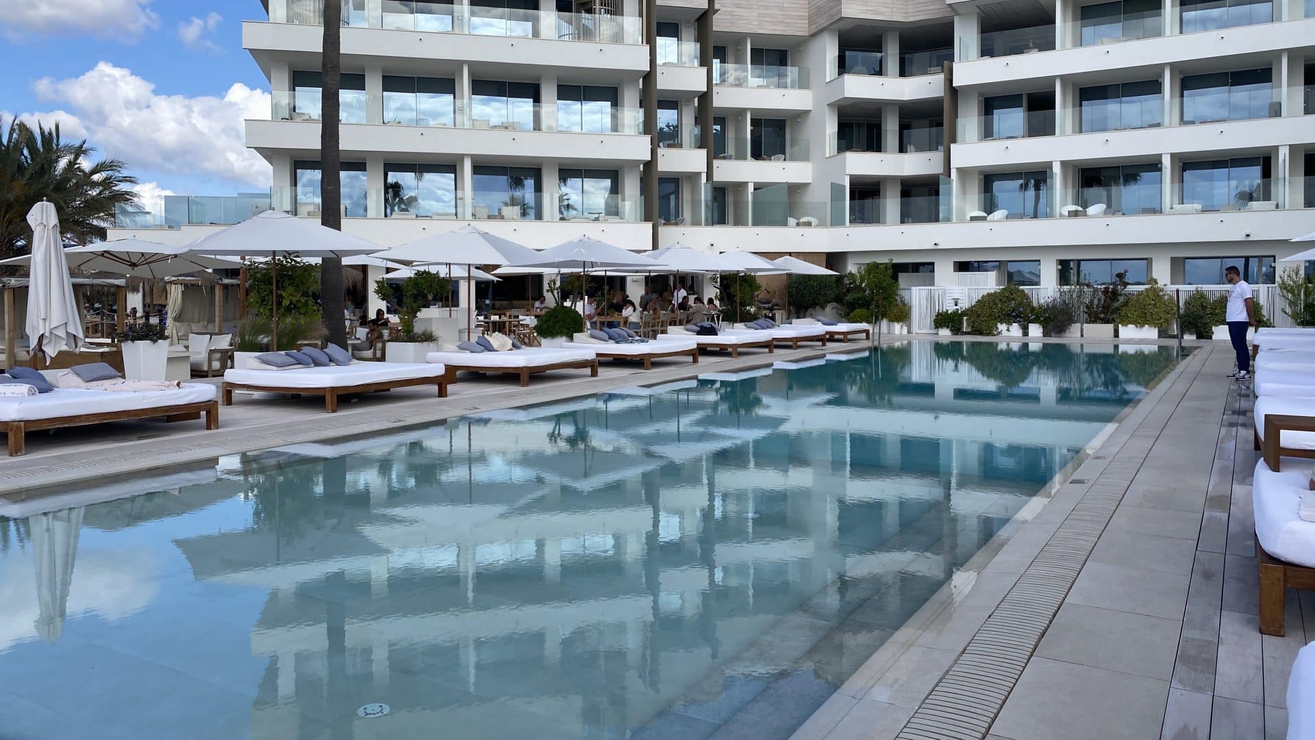 Nobu Hotel Ibiza Bay Zweiter Pool