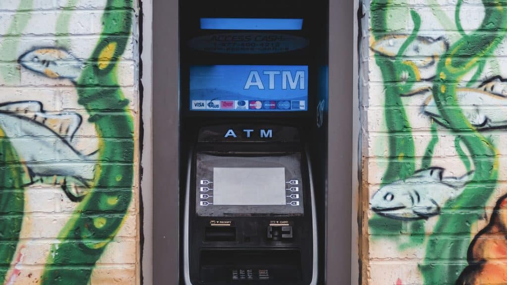 An allen Automaten könnt Ihr erkennen, welche Zahlungsmittel akzeptiert sind