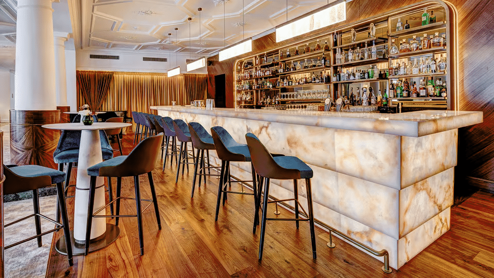 Kempinski St Moritz Lobby Bar
