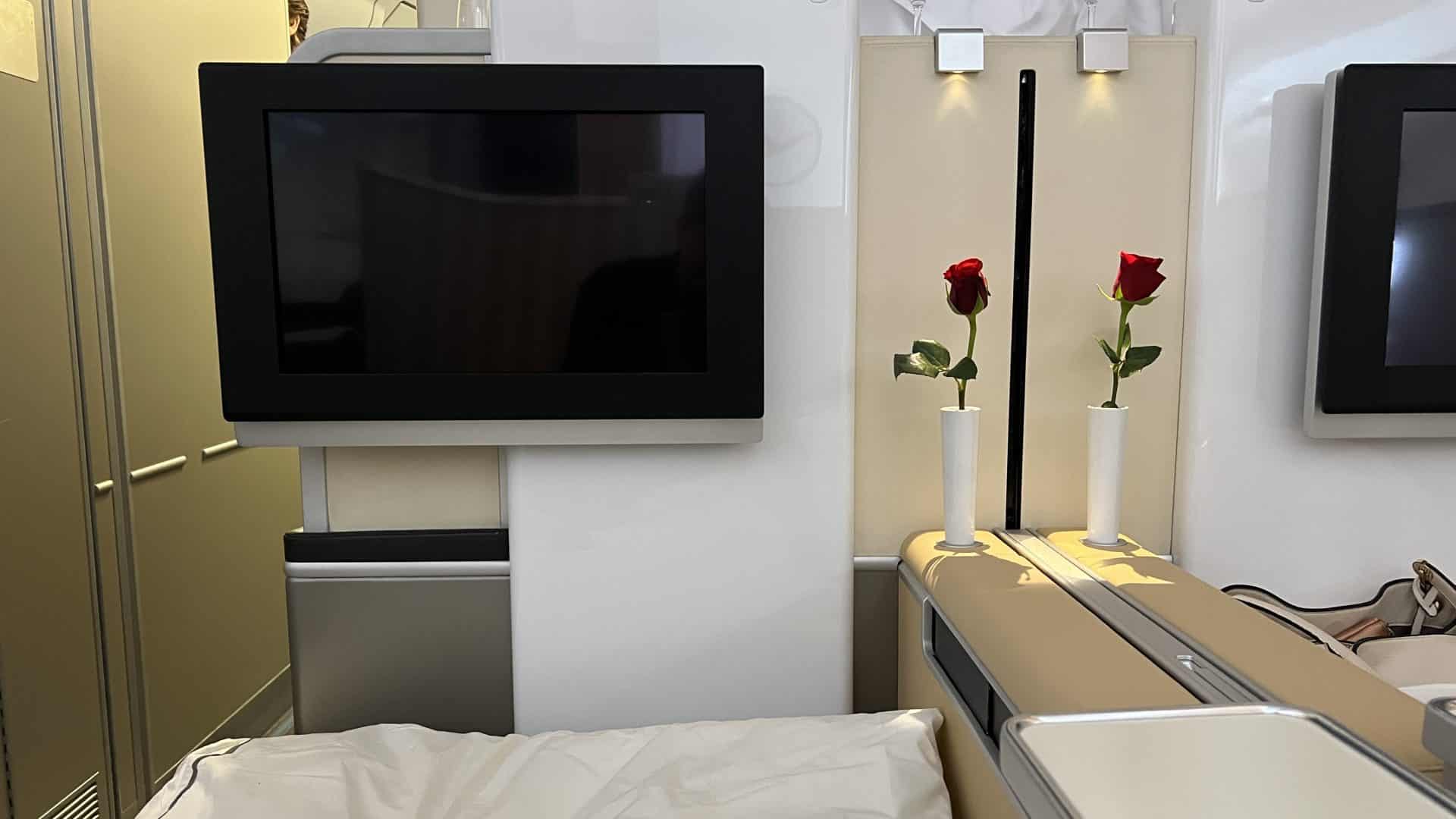 Lufthansa First Class A340 Bildschirm 2