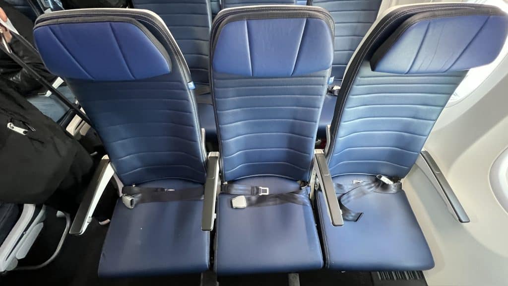 United Economy Class Boeing 737MAX Sitze 