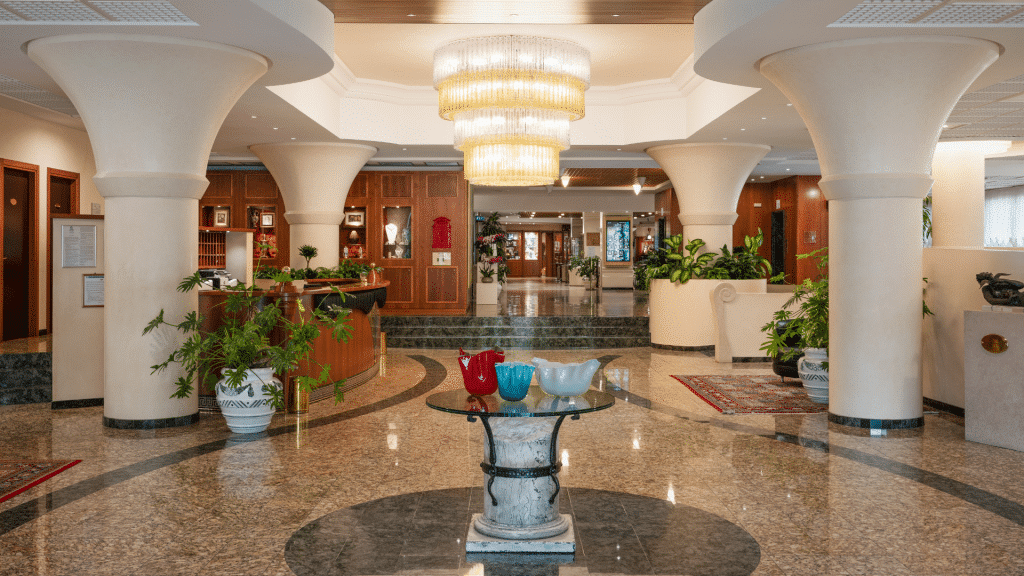 Savoy Beach Hotel Spa Bibione Lobby 1024x576