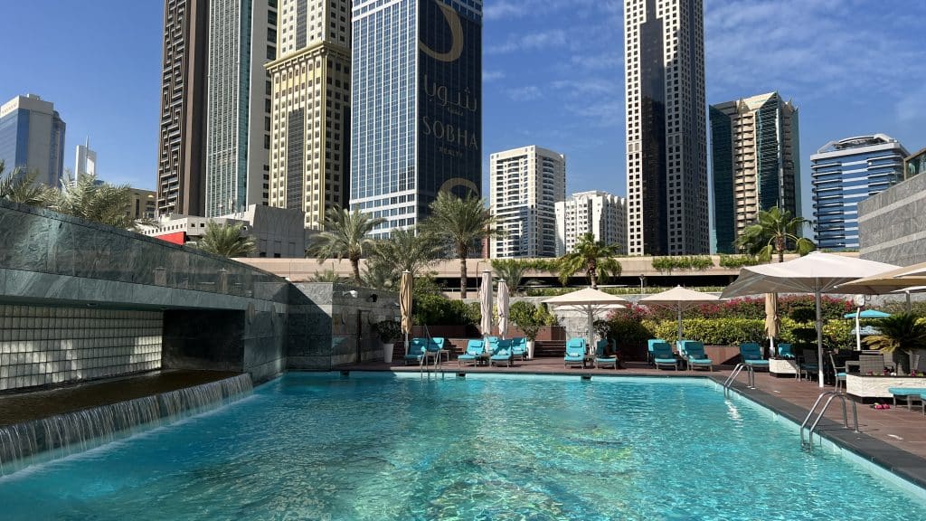 Jumeirah Emirates Towers Dubai Pool