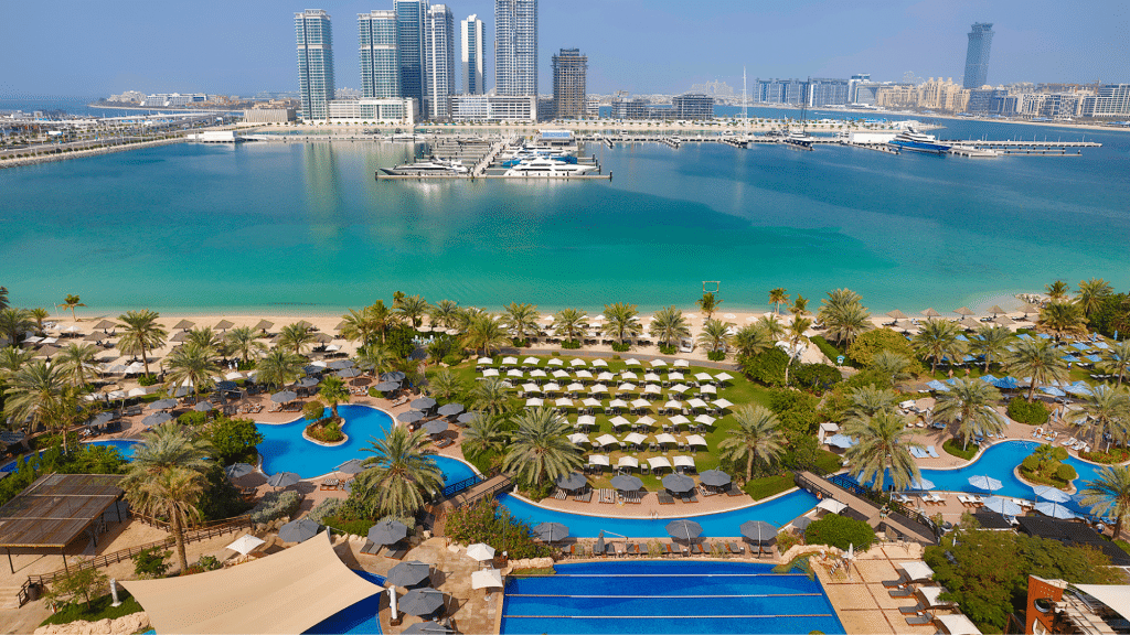 Westin Dubai Mina Seyahi Beach Resort Ausblick Pool