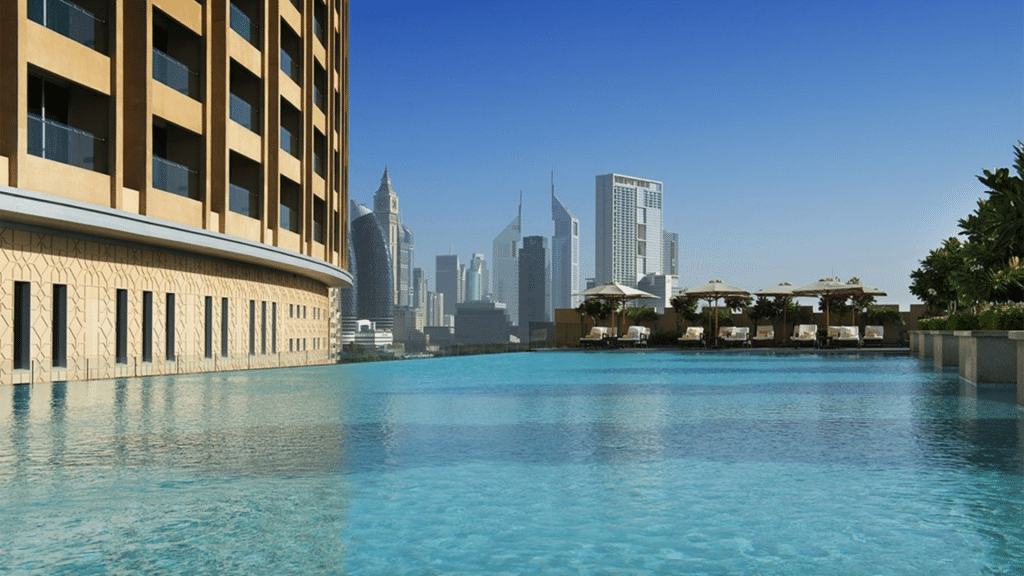 Address Dubai Mall Kempinski Pool